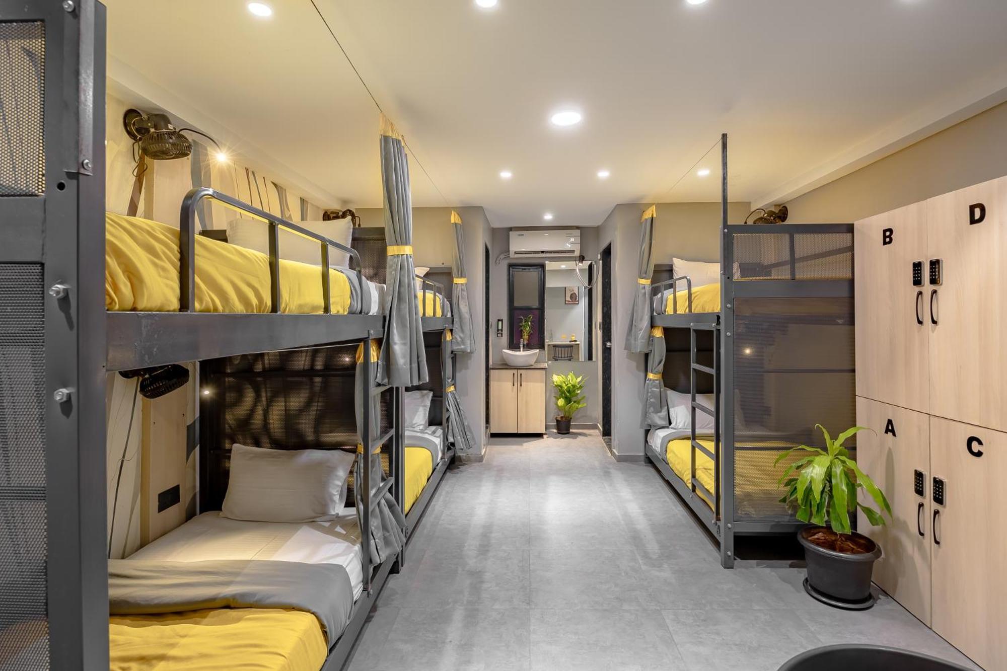 Hostel Coliwo Trois - Kharadi